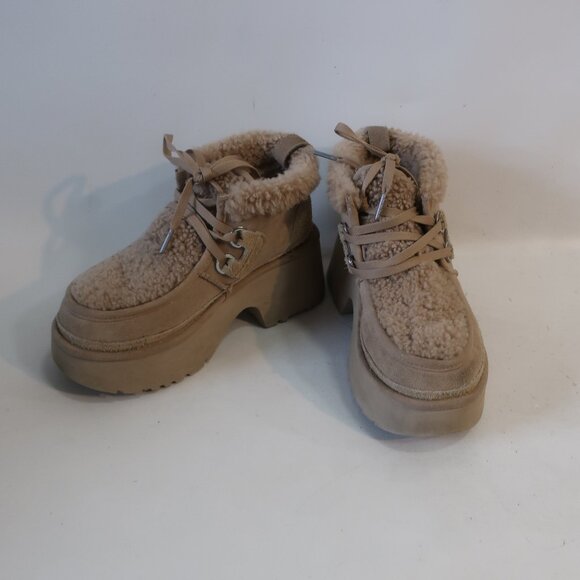 Womens Ugg Classic New Height Sand Suede Shearling Platform Lace-Up Bootie 9 - Picture 2 of 13